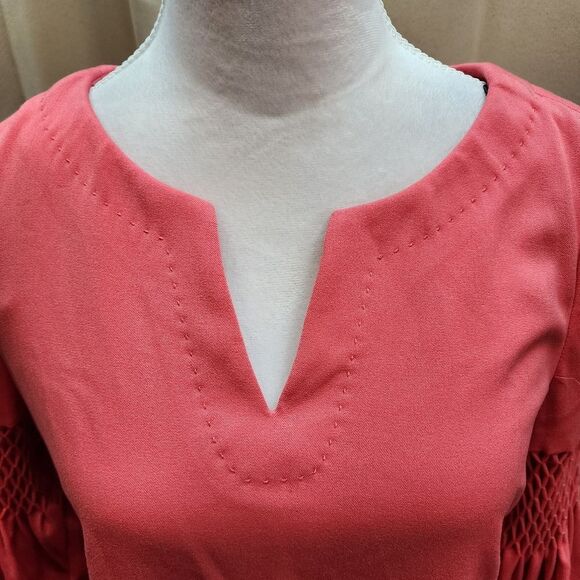 Phoebe Couture by Kay Unger Coral Smocked Designer Shift Dress Size 6 - Picture 11 of 14